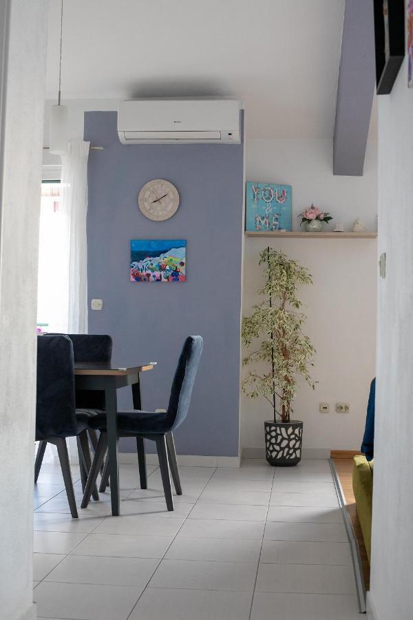Apartment By The Sea Podgora Exterior foto